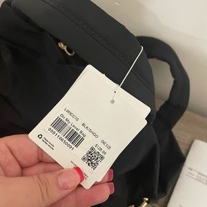 Brand new LULULEMON on my level bag